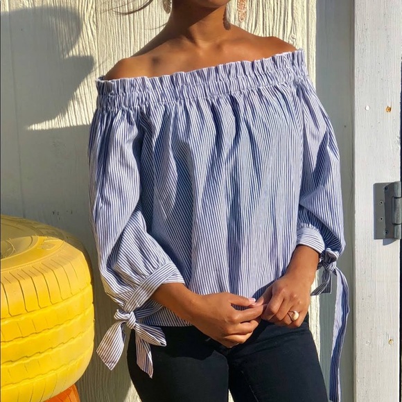 American Eagle Outfitters large off shoulder top - Picture 7 of 7
